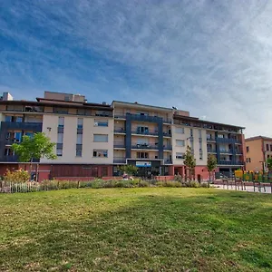 Zenao , Albi France